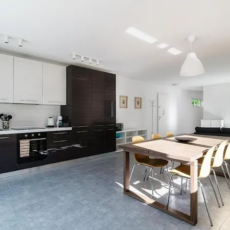 Valverde Apartment